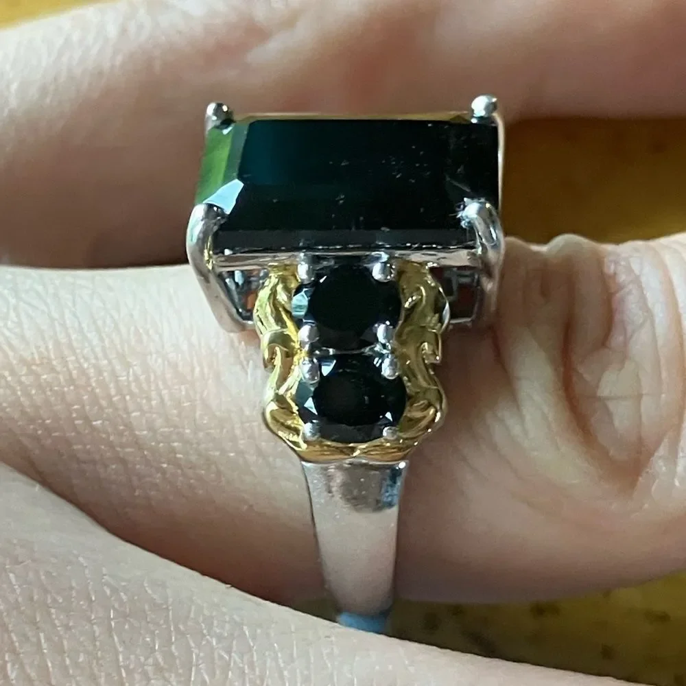 Natural Black Spinel Sterling Silver Cocktail Ring Size 7